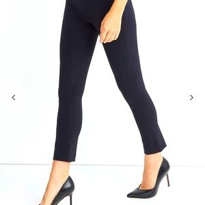 Veronica Beard Navy “Scuba” Collection Cigarette Pant Size 8.